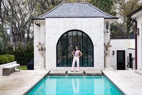 carousel-hero-element image-2