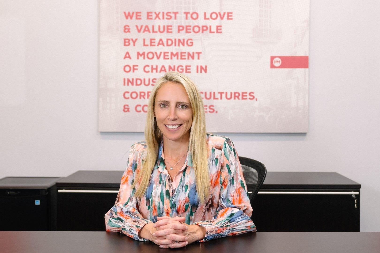 carousel-hero-element image-1