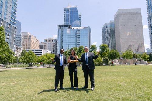 carousel-hero-element image-3